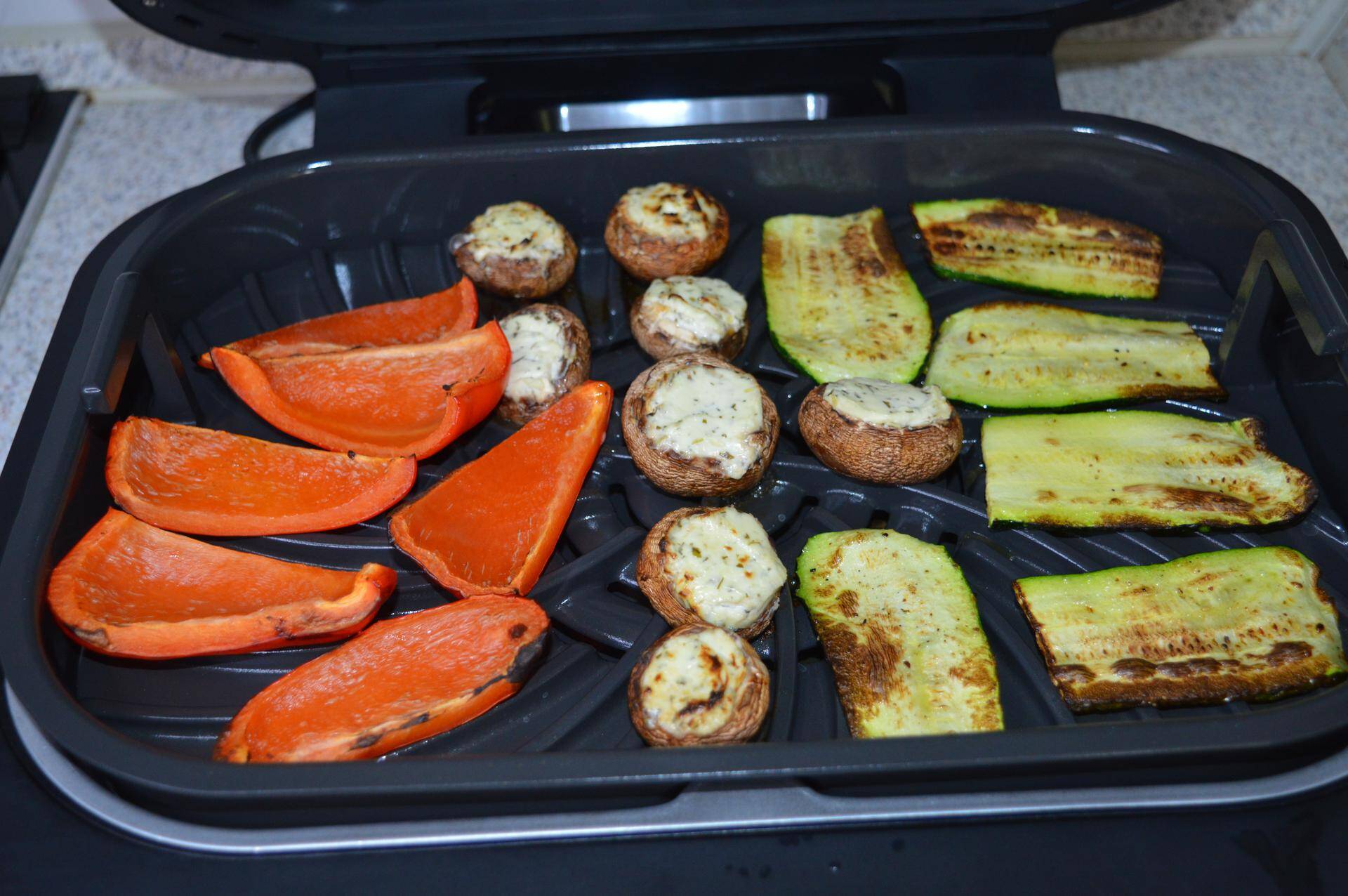 Gemuese im Ninja Foodi Max Grill und Heissluftfritteuse